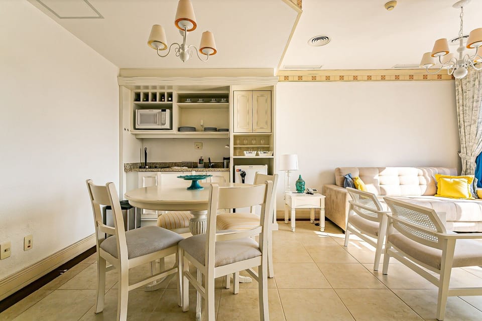 Basic Apartment | Interior