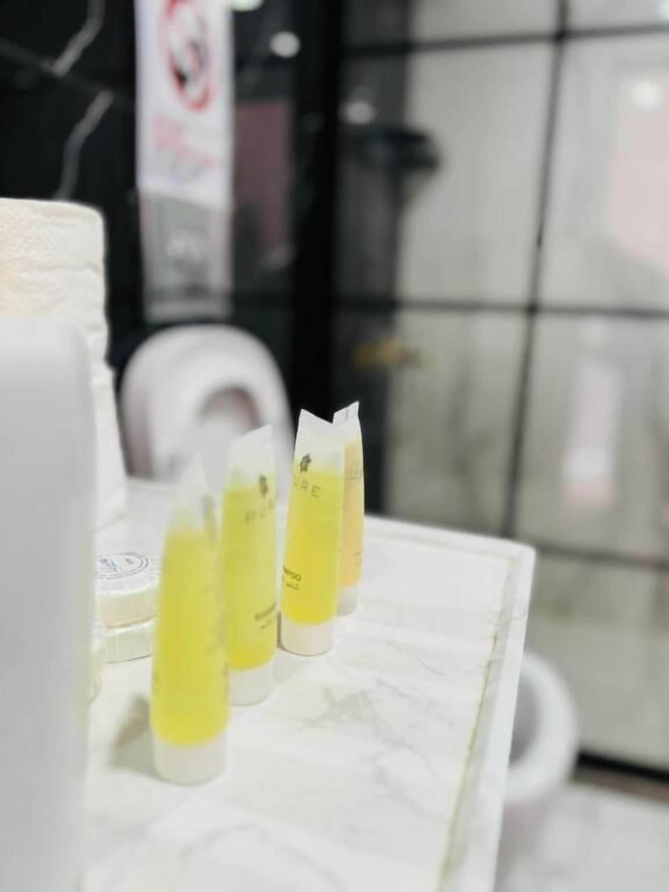 Bathroom amenities