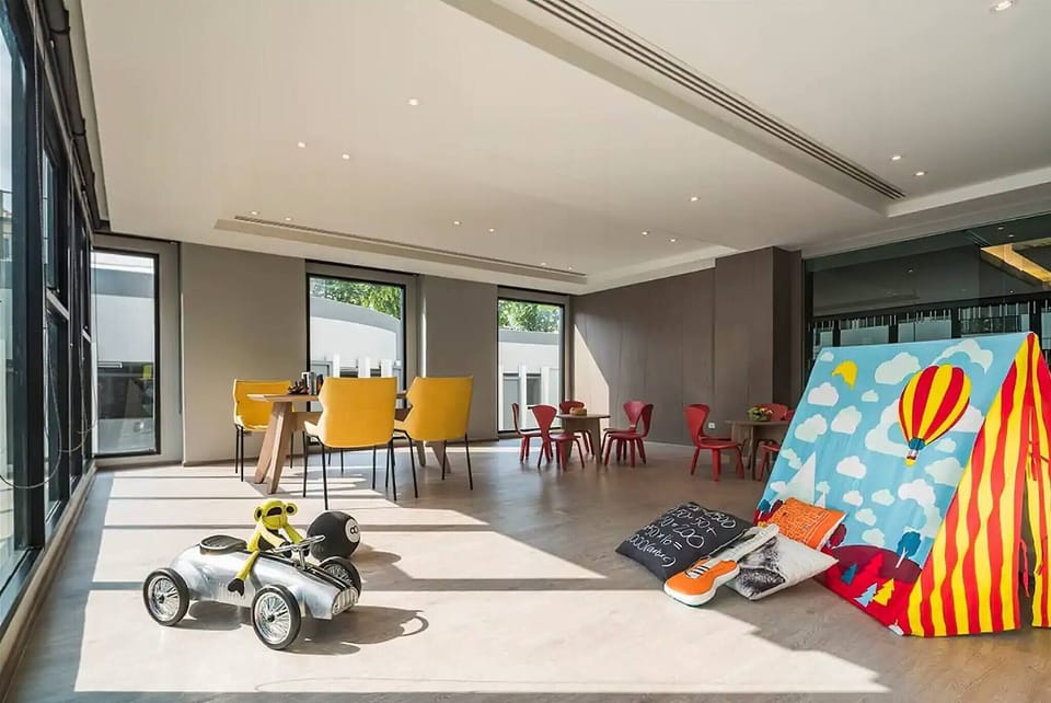 Apartment, 2 Bedrooms, Accessible, Smoking | Lounge