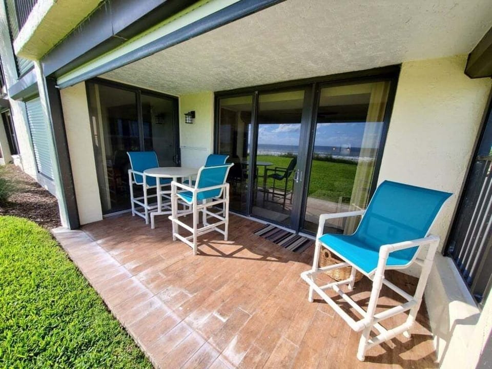 Condo, 3 Bedrooms | Outdoor dining