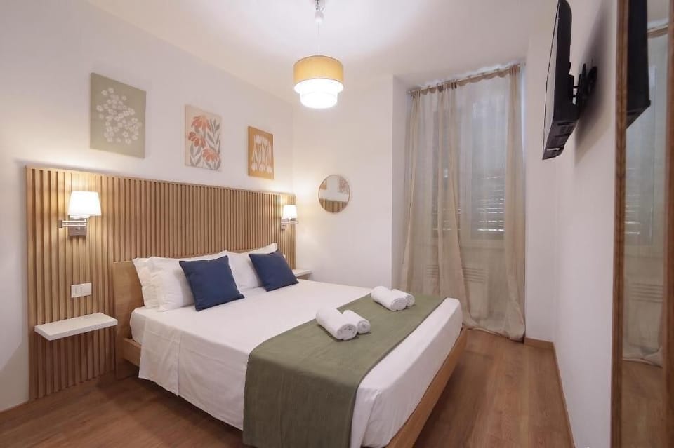In-room safe, iron/ironing board, WiFi (free)