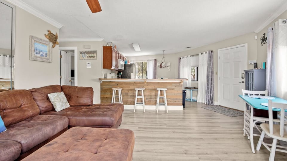 Condo, Multiple Beds (Crystal Village II 15B) | Living area