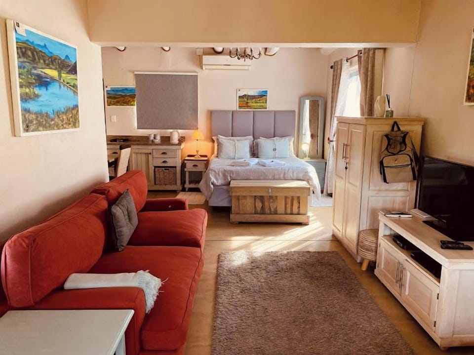 Luxury Cottage, Mountain View | Living area