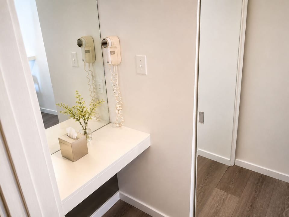 Superior Studio Suite, Kitchen | Room amenity