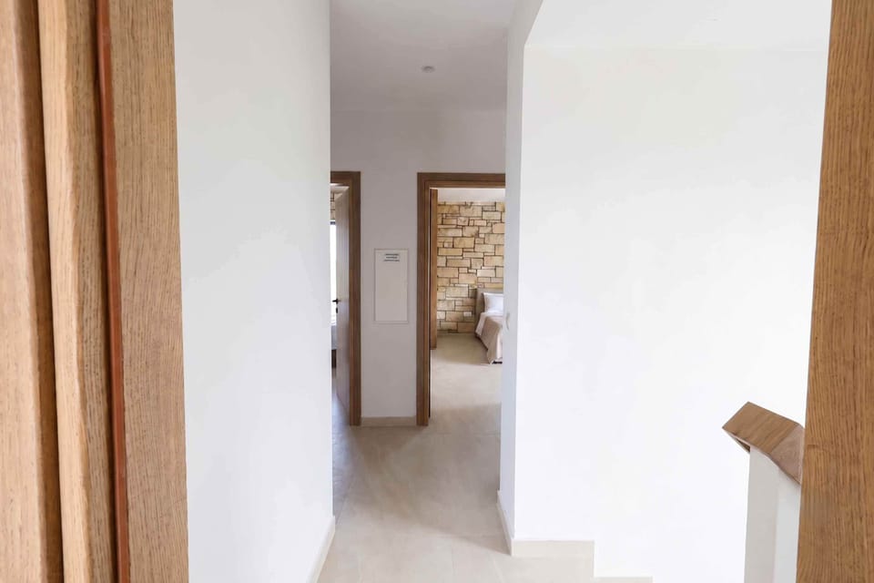 Deluxe Villa, Sea View | Interior