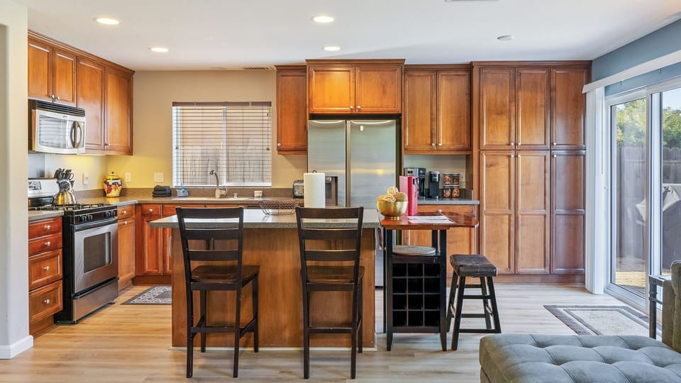 House (4 Bedrooms) | Interior