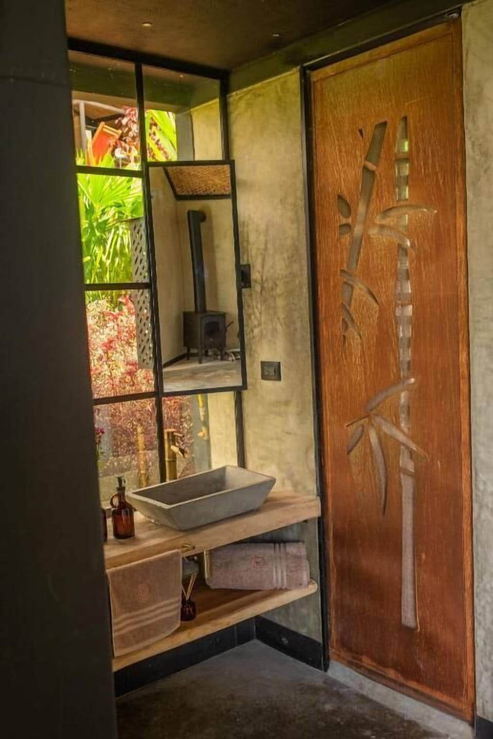 Deluxe Double Room, Mountain View | Miscellaneous