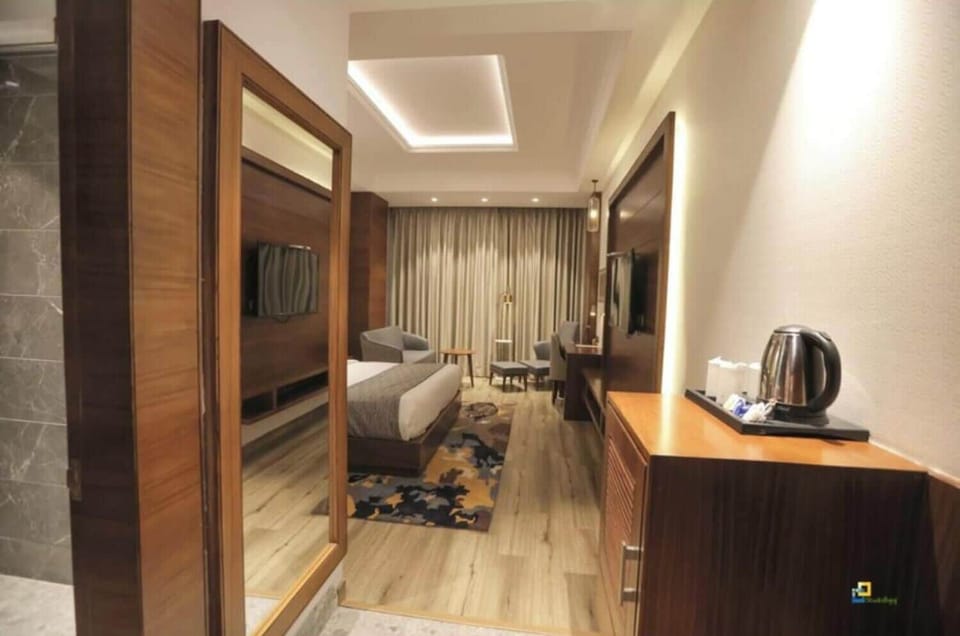 Executive Room