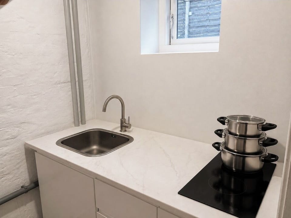 Apartment, 1 Bedroom, Garden View | Interior