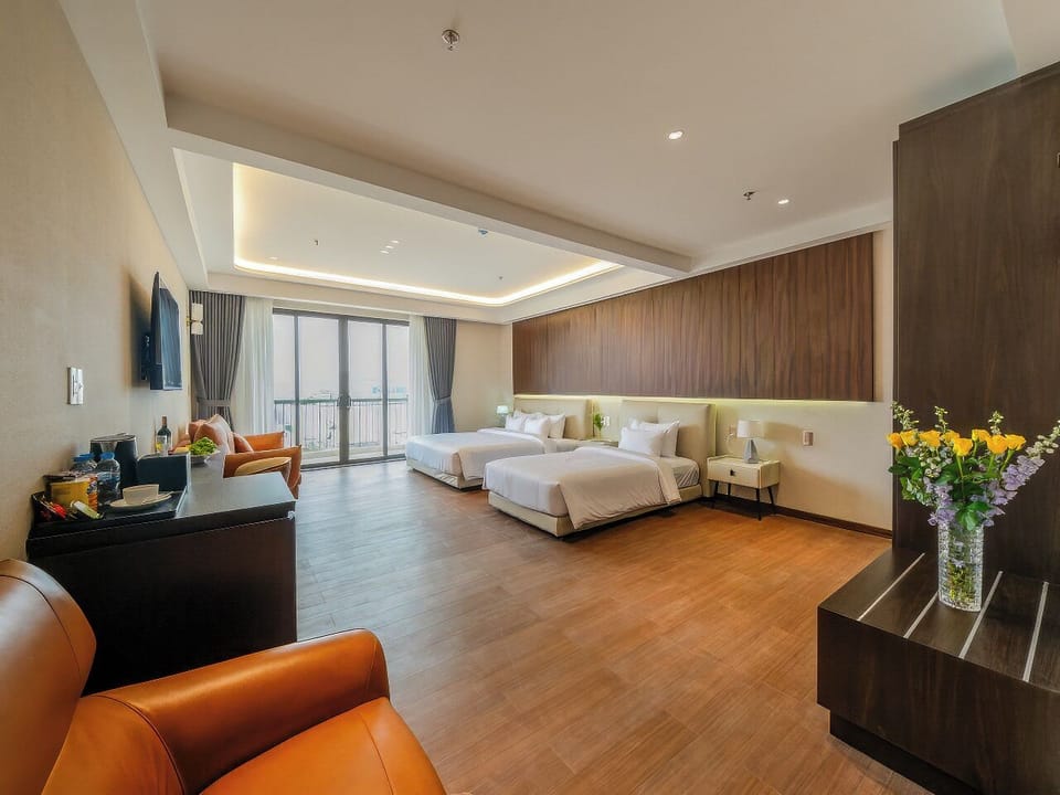 Triple Room, Balcony, Garden View | Desk, WiFi (free)