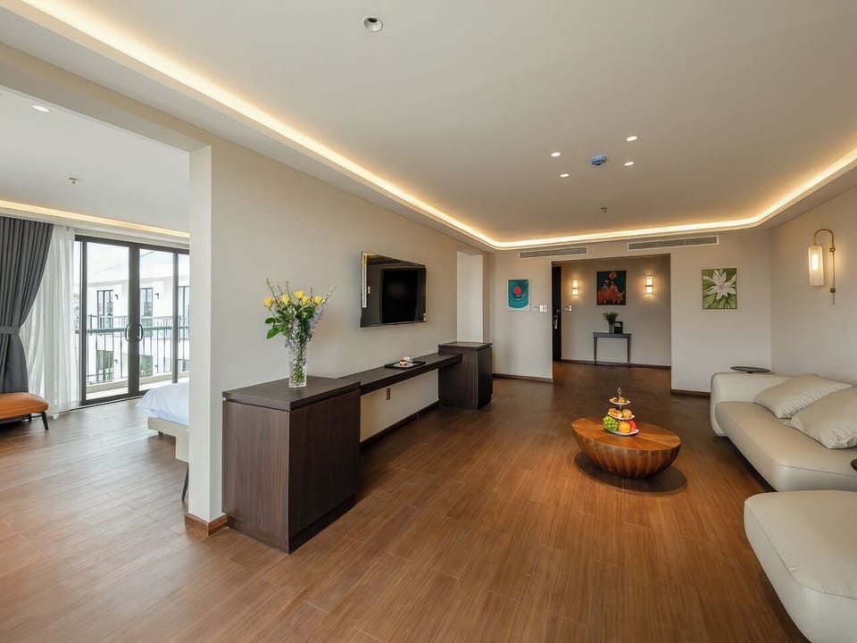 Luxury Suite, Balcony, City View | Desk, WiFi (free)