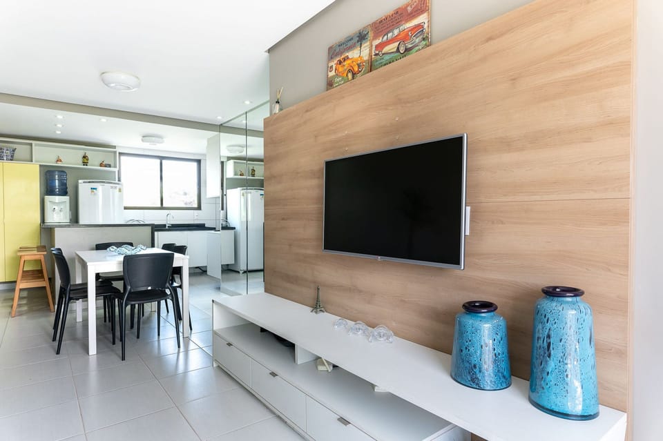 Family Apartment | Dining