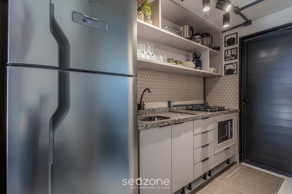 Basic Apartment | Private kitchen