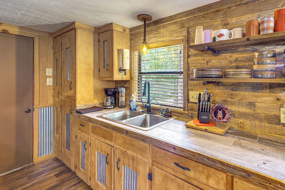 Apartment (0 Bedroom) | Interior