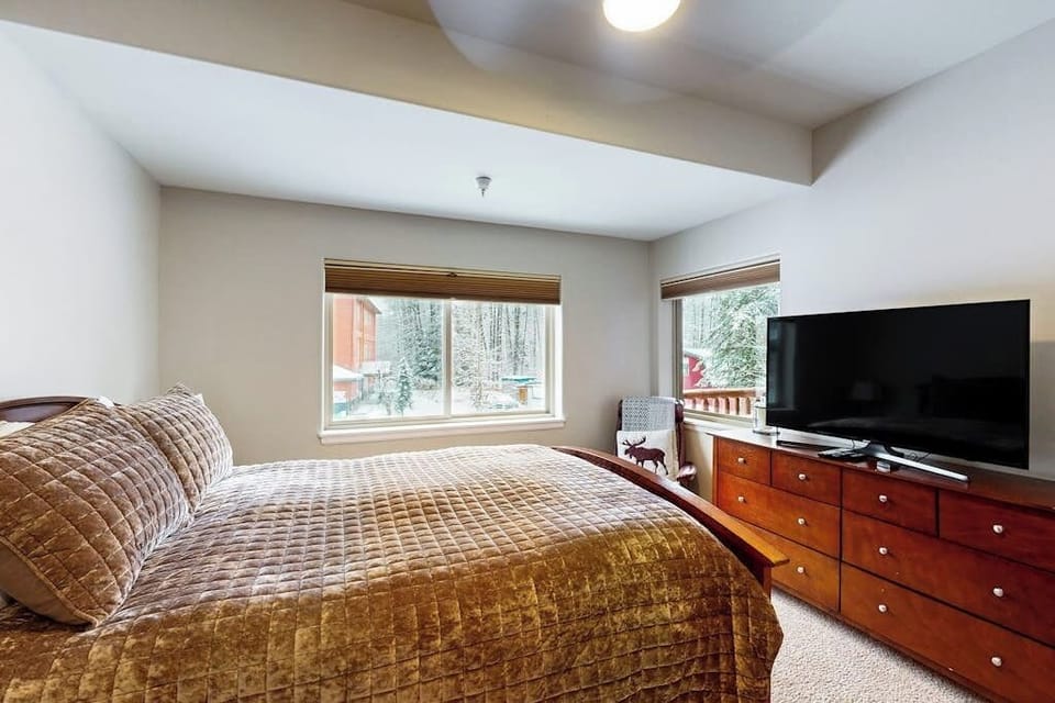 Hightower Hideaway Villa in Girdwood