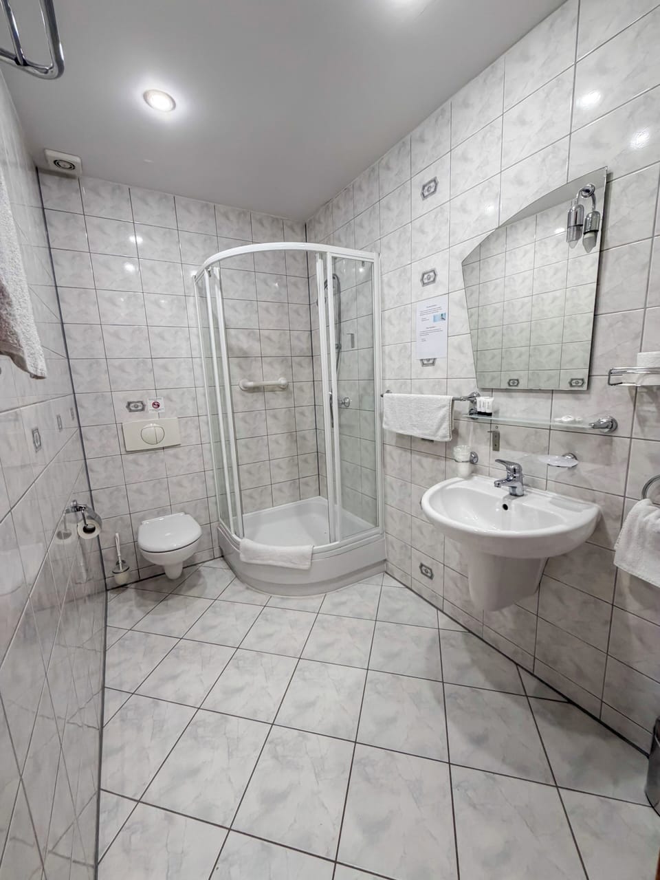 Shower, towels, soap, shampoo