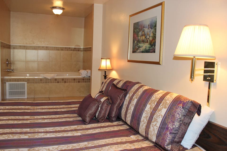 Deluxe Single Room, 1 King Bed, Jetted Tub | View from room