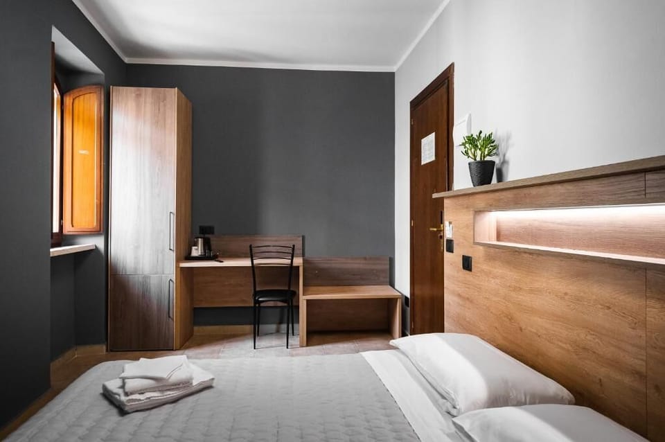 Economy Double Room, City View | WiFi (free)