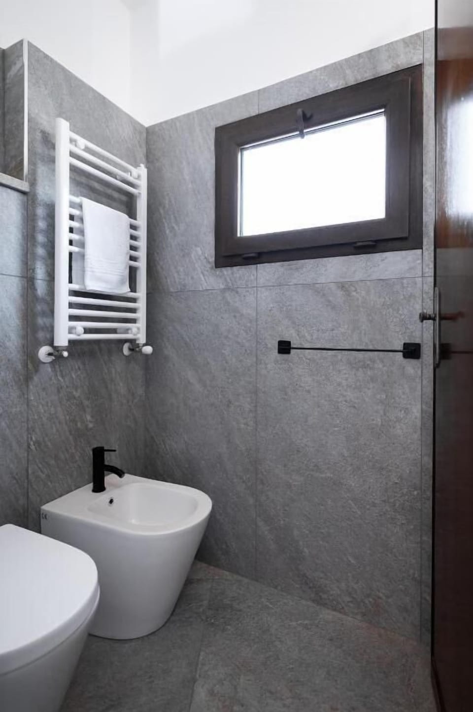 Double Room, Balcony, Garden View | Bathroom