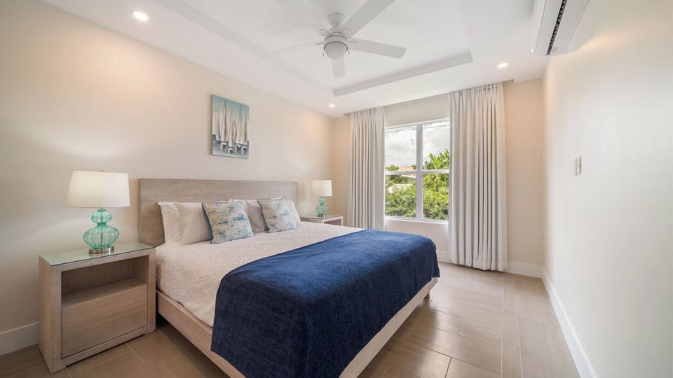 Apartment (2 Bedrooms) | 2 bedrooms, iron/ironing board, bed sheets