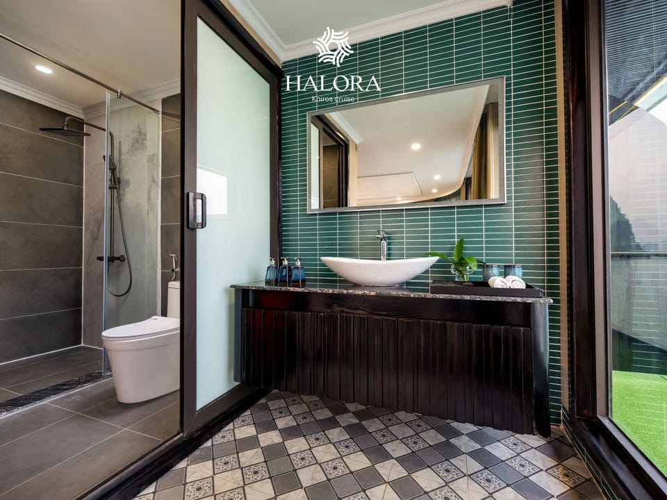Honeymoon Room, Balcony, Ocean View | Bathroom | Hair dryer, slippers, towels, soap