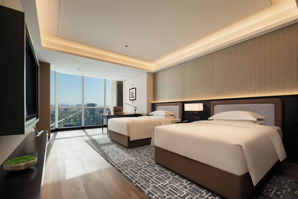 Grand Deluxe Twin | In-room safe, desk, laptop workspace, soundproofing