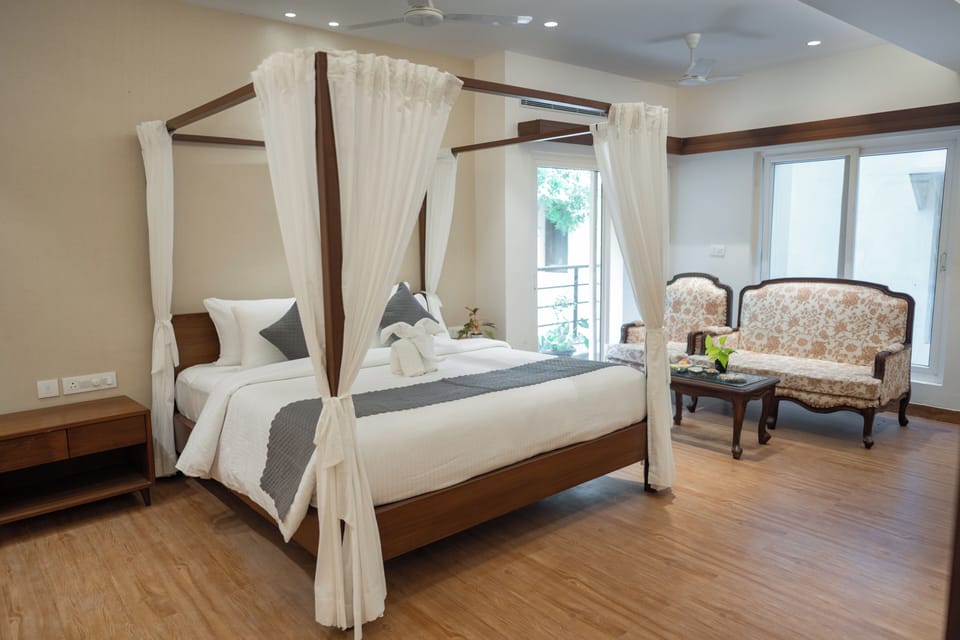 Suite, Balcony | In-room safe, WiFi (free)