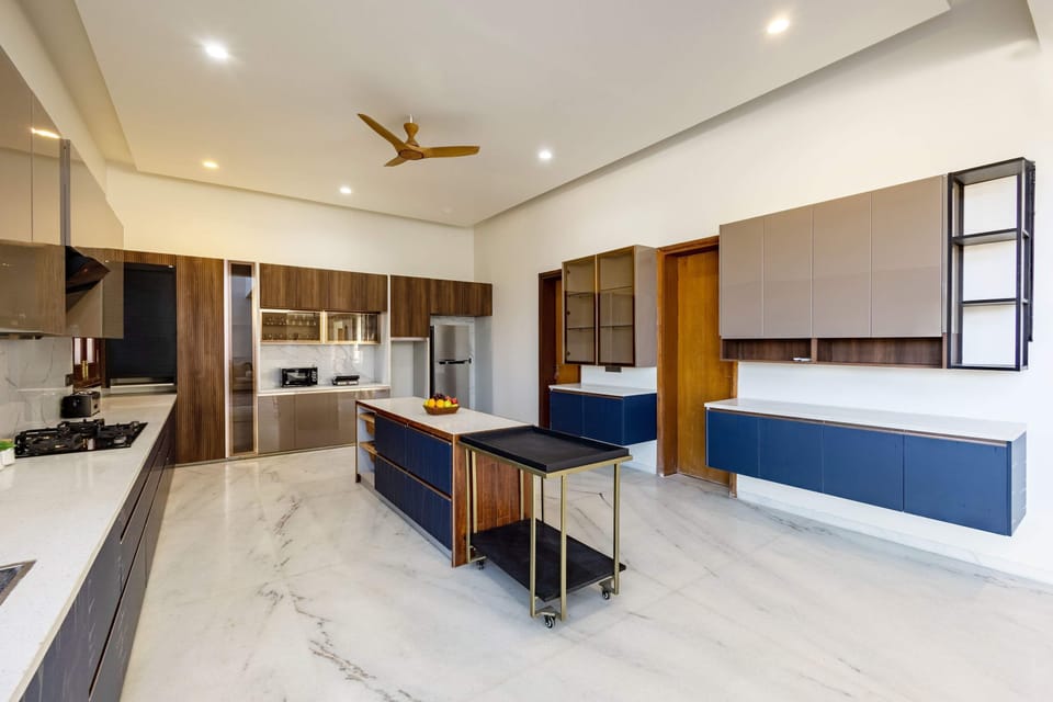 House, Smoking | 5 bedrooms, high-speed internet