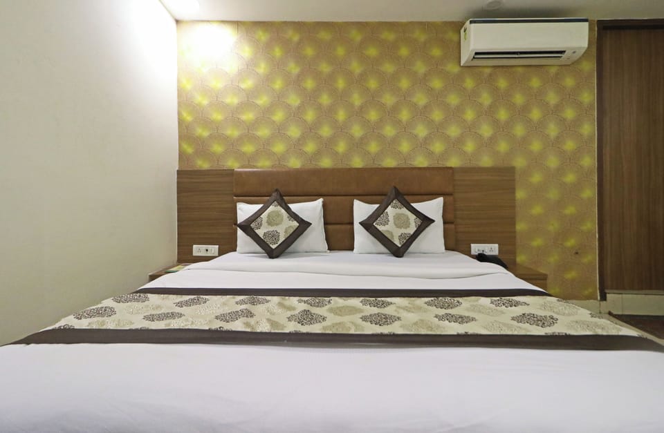 Double or Twin Room | Desk, WiFi (free)