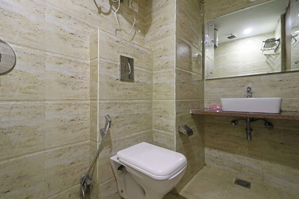 Double or Twin Room | Bathroom | Shower, free toiletries, towels, soap