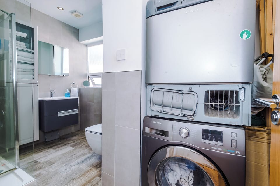 Double Room, 1 Queen Bed, Non Smoking | Bathroom