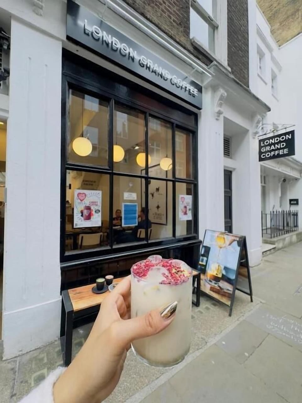SOS House - London Grand Bed and Breakfast in City of Westminster