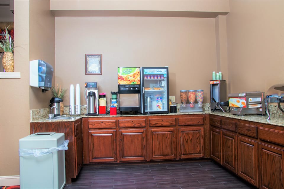 Free daily on-the-go breakfast