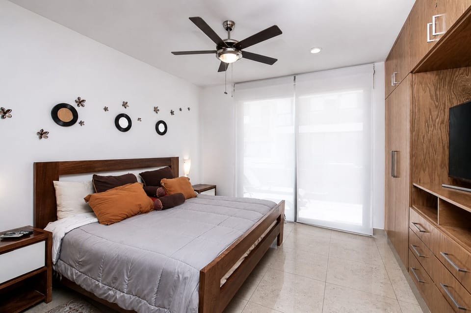 Modern Apartment Pool & Balcony Apartment in Playa del Carmen