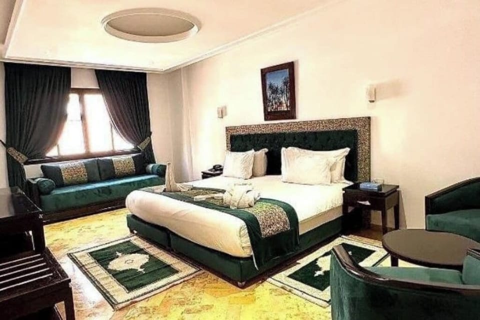 Economy Double Room | In-room safe, WiFi (free)