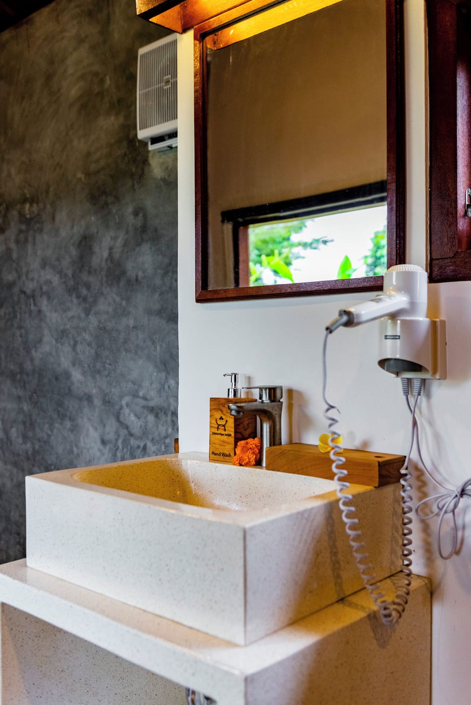 Double Room, Balcony, Garden View | In-room safe