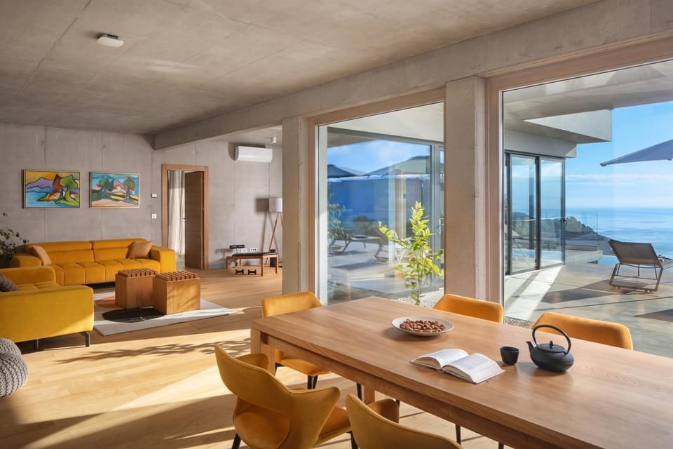 Standard Villa, 4 Bedrooms, Fireplace (Villa Saturea) | Dining