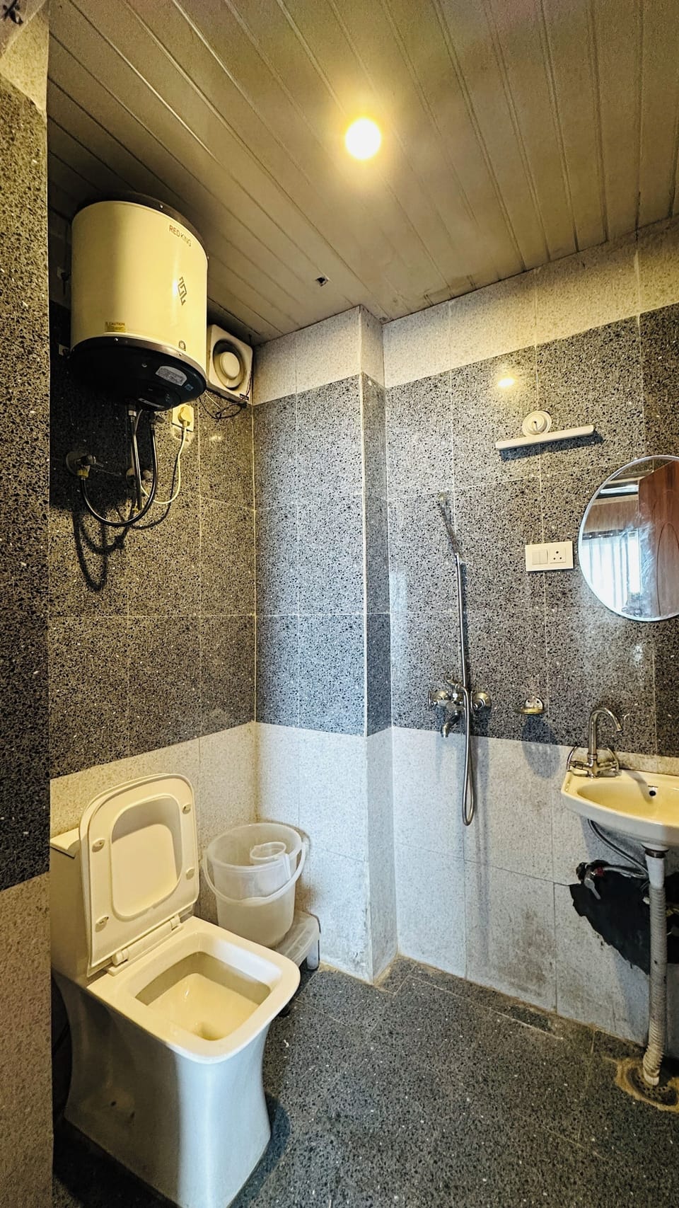 Family Room, Hill View | Bathroom