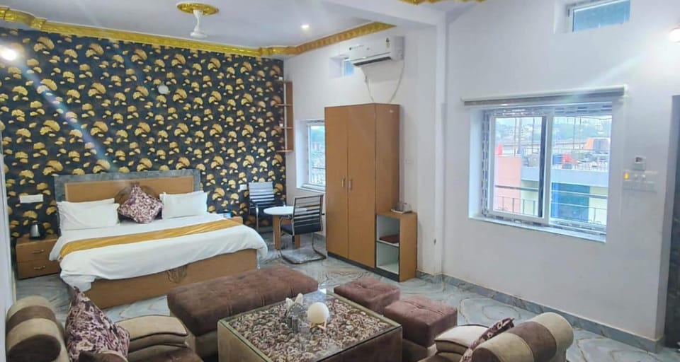 Suite | Rollaway beds (surcharge), bed sheets