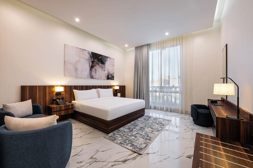 Junior Suite, Balcony | Egyptian cotton sheets, premium bedding, minibar, in-room safe