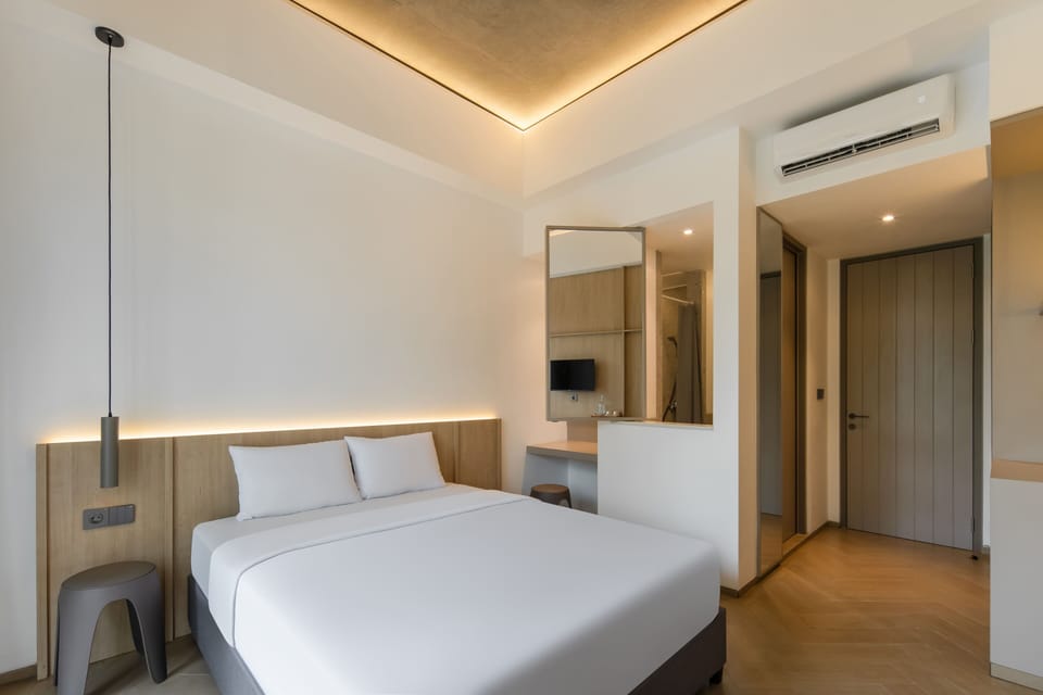 Premium Room | WiFi (free), bed sheets