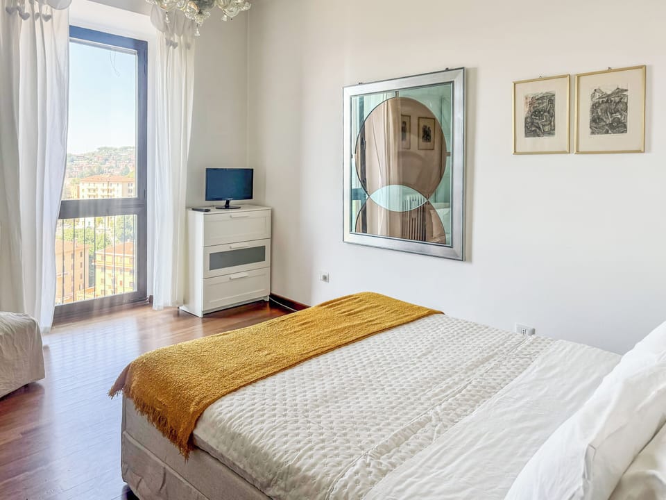 Apartment, City View | Iron/ironing board, WiFi (free)