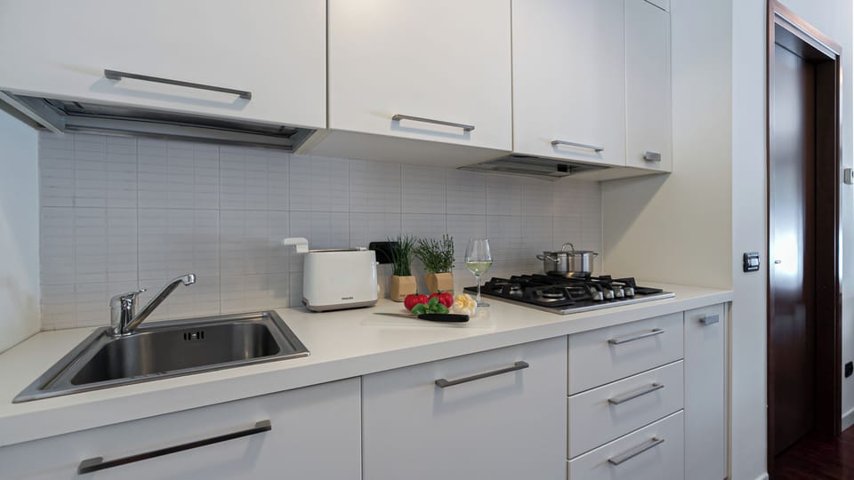 Apartment (1 Bedroom) | Private kitchen | Espresso maker, oven, stovetop, dishwasher