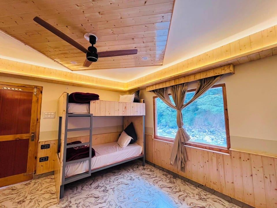 ManMauji Villa 2 | Premium bedding, WiFi (free), bed sheets