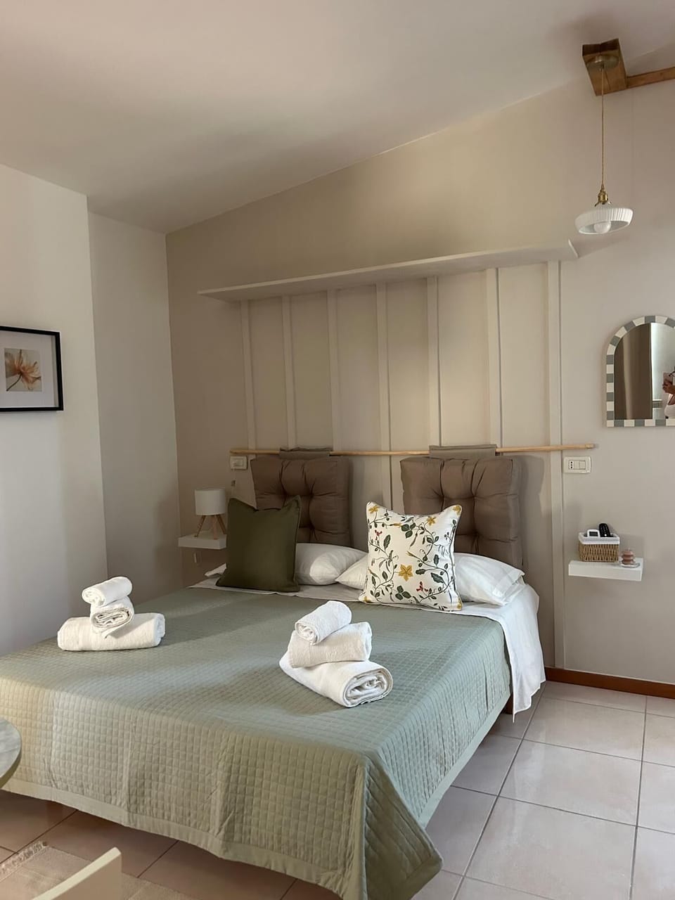 Classic Double Room, Balcony, Hill View | WiFi (free)
