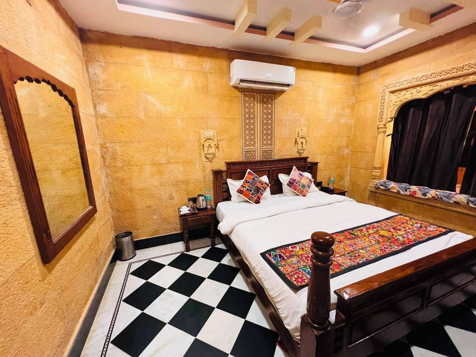 Luxury Double Room | Balcony view
