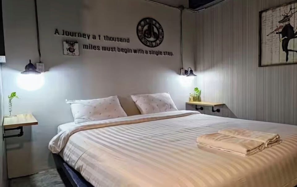 Standard Double Room | WiFi (free)