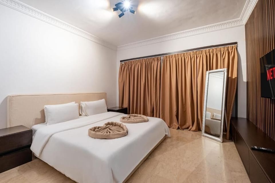 Apartment, Balcony, City View | WiFi (free)