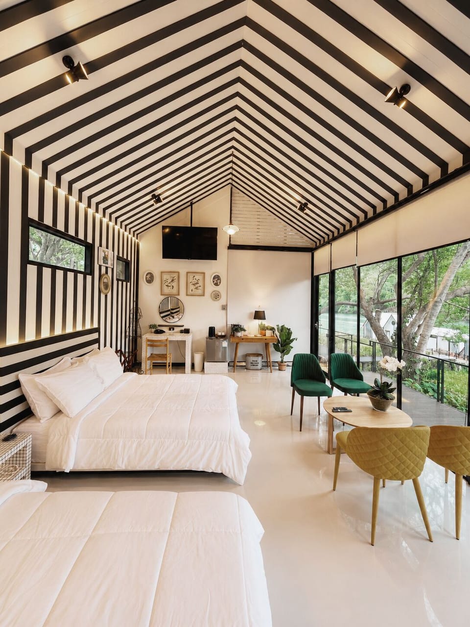 Classic Room, Balcony | WiFi (free)