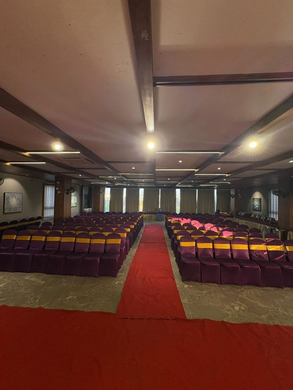 Meeting facility